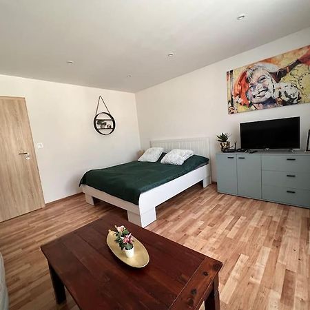 מרטין Apartman Centrum Sturka מראה חיצוני תמונה