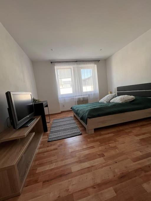 מרטין Apartman Centrum Sturka מראה חיצוני תמונה